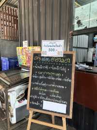 ร้านอาหารทะเลพื้นบ้านหาดแหลมเจริญ🌊