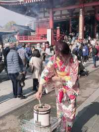 Stepping into Tradition: Sensoji in a Kimono! ⛩️✨