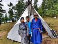 Khovsgol’s Wild Beauty: Moose, Mirror-Like Lakes, and Sustainable Adventures