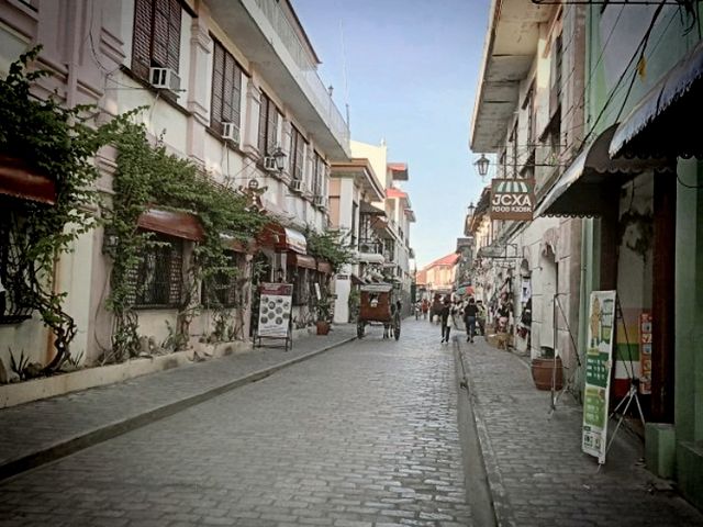The MOST BEAUTIFUL Street in the Philippines ,  VIGAN Ilocos Sur  
