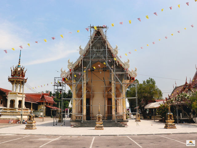 วัดปราโมทย์ 