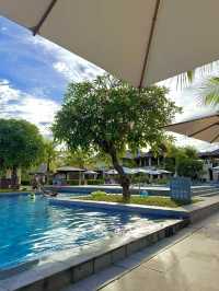 It's Perfect Blend of Luxury, Relaxation and Adventure. All Set Against Stunning Tropical Backdrop.