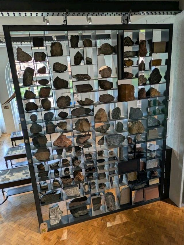 Lapworth Museum of Geology