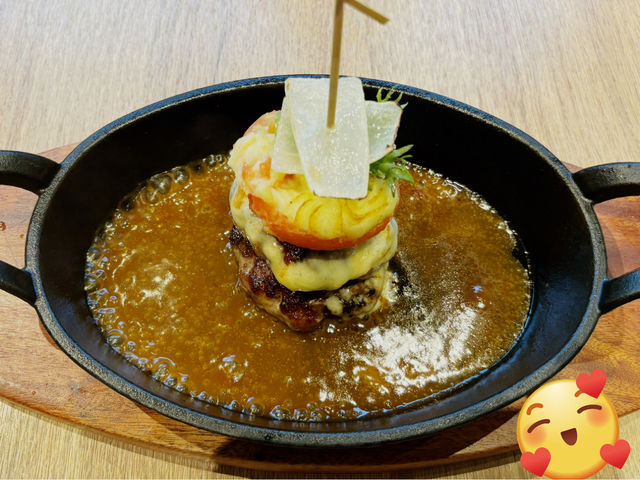 陶板屋林口店，用細緻的料理與溫暖的空間，讓一頓飯不只是吃飽，而是重拾陪伴與對話的溫度