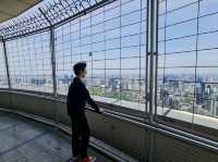 บุปเฟต์นานาชาติบนบรรยากาศชั้น 82