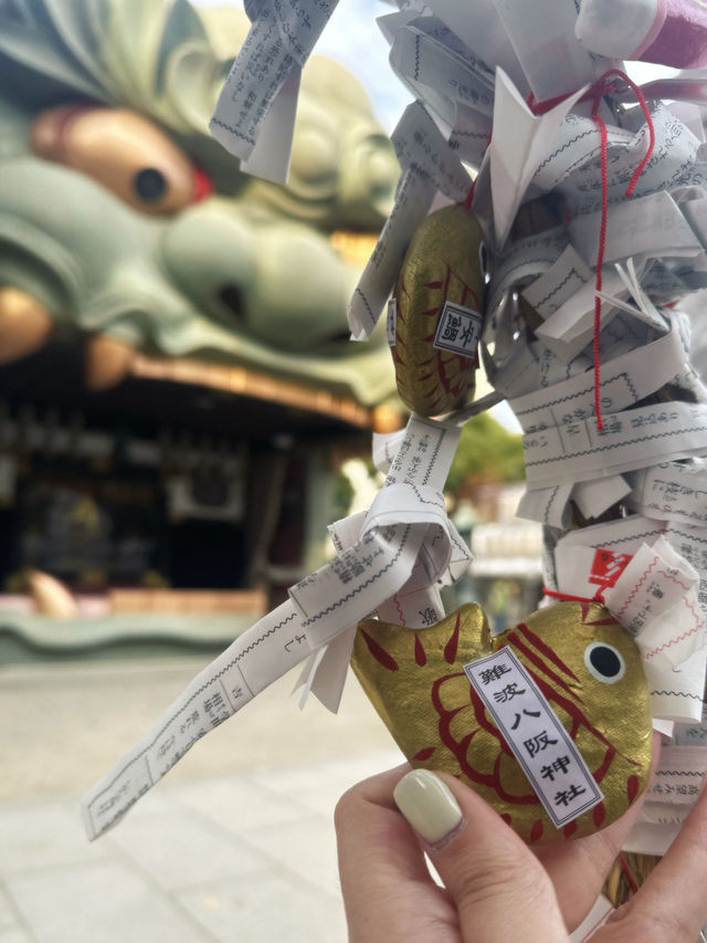 A Must-See in Osaka: The Striking Beauty of Namba Yasaka Shrine