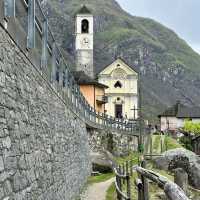 Weekend Escape to Ponte dei Salti: A Fairytale Swiss Stone Bridge Adventure!** 🌉✨   