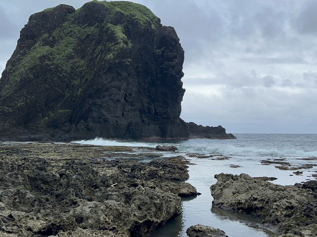綠島柚子湖｜史前遺址與海蝕奇景交織的秘境灣澳 
