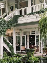 Chivit Thamma Da Coffee House, Bistro & Bar