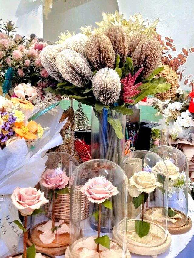 CELEBRATING THE BEAUTY OF BLOOMS IN HANAKOYA FLOWER CAFE PENANG