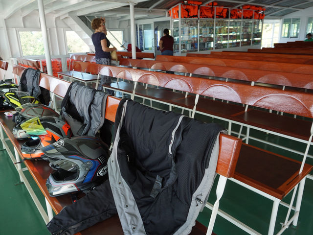 เรือเฟอร์รี่ไปเกาะช้าง ท่าเรืออ่าวธรรมชาติ