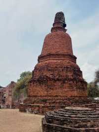 ✨ Discover Treasure : Wat Ratchaburana