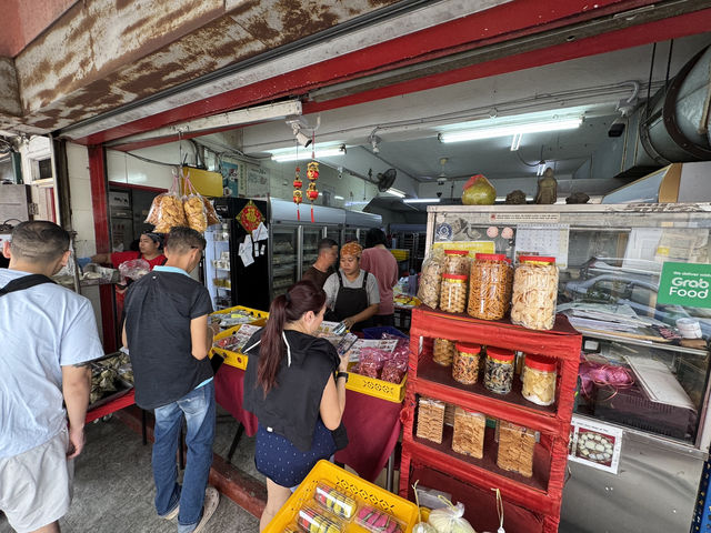 Klang Food Centre: A Local Snack Haven Along Bak Kut Teh Street  