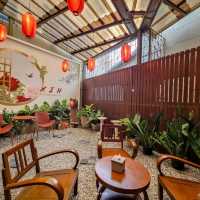เปลี่ยนร้านทองให้เป็นคาเฟ่สำตล์จีน