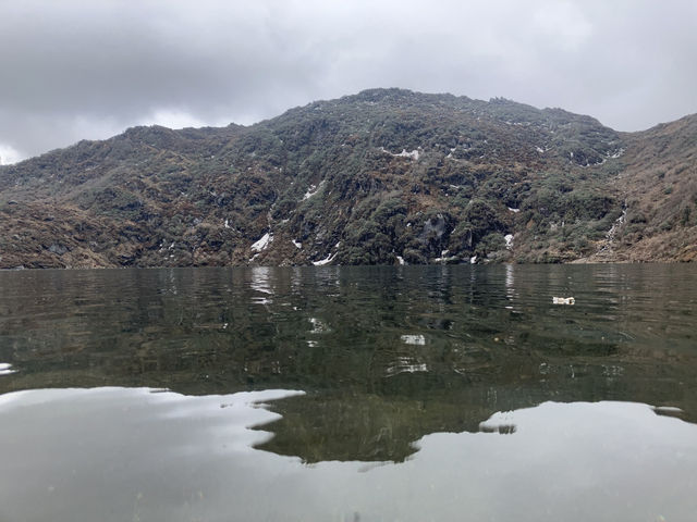 ツォンゴ湖