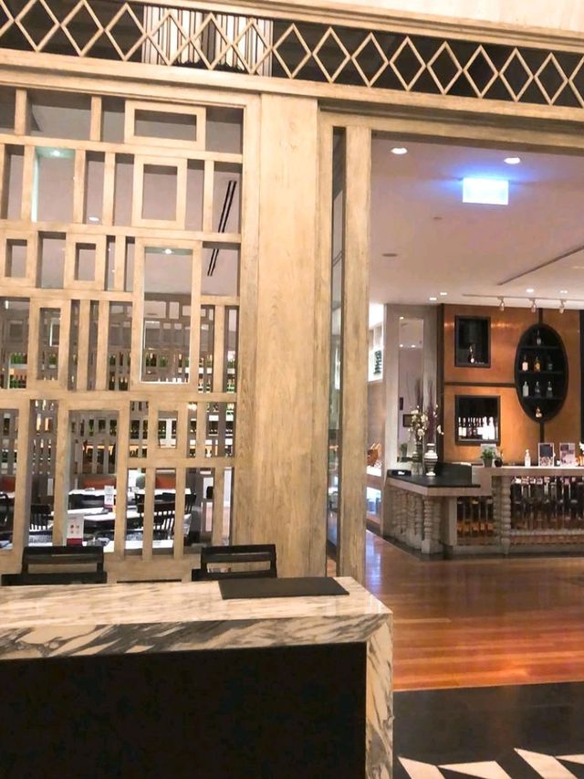 🌟 City Calm Meets Swiss Charm – Mövenpick Bangkok Stays to Remember 🧳✨