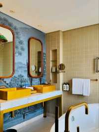🌇 Hotel Indigo Bangkok – A Colorful Blend of Heritage and Hip!