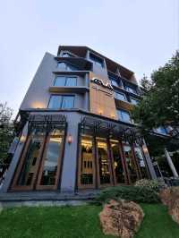 "Hatyai Signature Hotel: A Tranquil Retreat with Warm Hospitality"