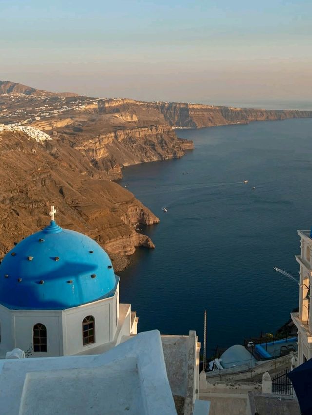 🌸 Europe :Santorini on a Budget: Live the Greek Dream Without Breaking the Bank 🇬🇷💙
