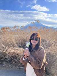 When Fuji Meets Frost: A Winter Tale at Kawaguchi Lake