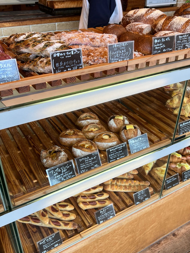 🥐沖繩名護人氣烘焙小店｜Pain de Kaito 可頌超好吃、麵包香氣撲鼻！