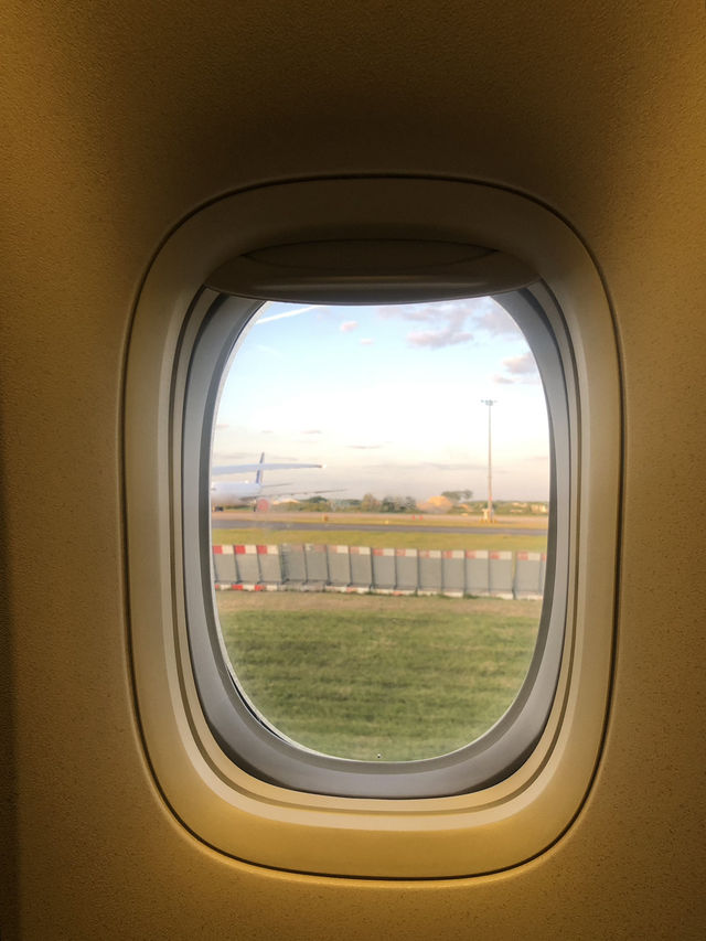 🛫하늘 위 작은 티타임, 파리 면세점에서 구매한 라뒤레