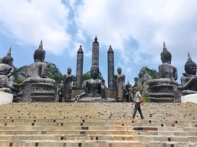 พระพุทธรูปหินลาวา จ.สระบุรี