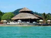 The Blue Sky Resort เกาะพยาม