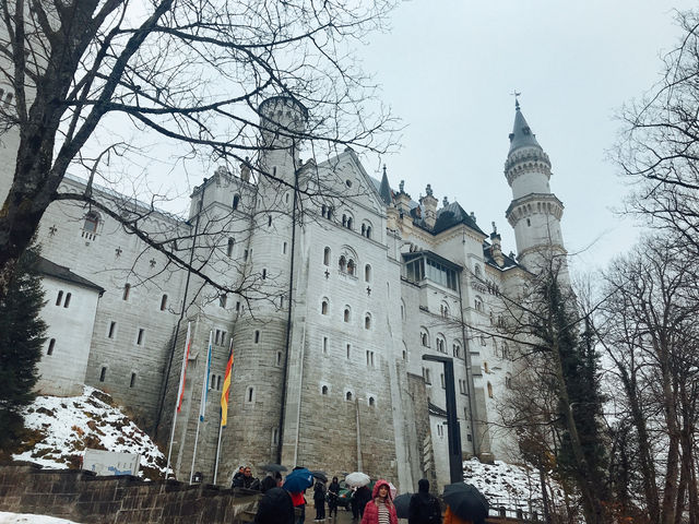 【ドイツ🇩🇪】ミュンヘンの雄大な建築を巡る