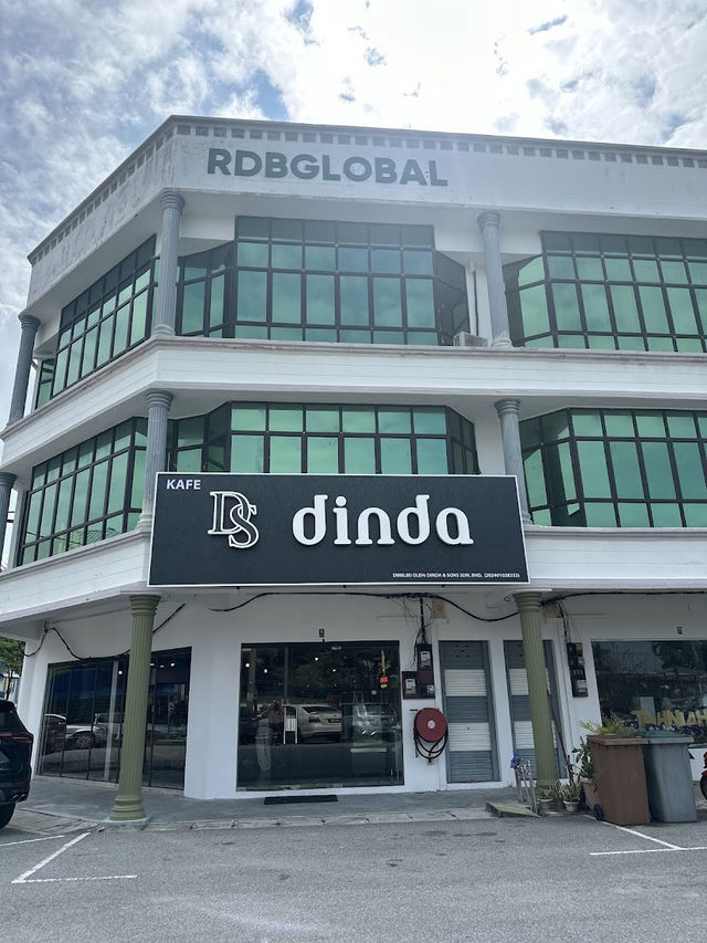 DINDA & SONS Port Dickson, Nostalgic Flavors in a Cozy Setting