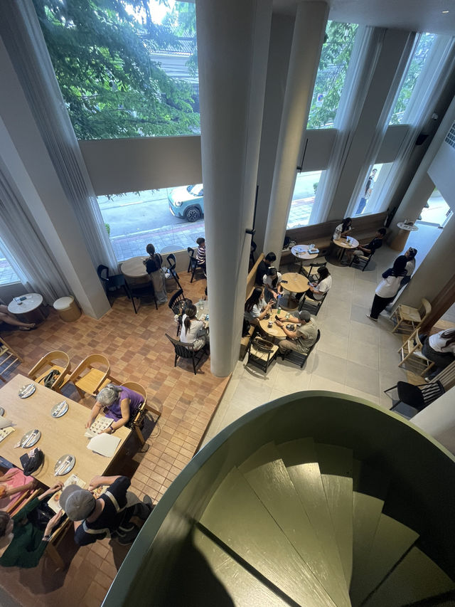 Norma Cafe คาเฟ่ย่านลาดพร้าว สไตล์มินิมอล