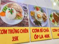 Cơm tấm đêm CUBO ร้านข้าวซี่โครงหมูหมักย่าง