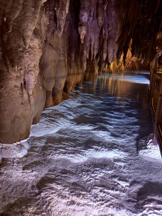 Okinawa｜The Dreamlike Gyokusendo Cave: A Mysterious World Formed Over 300,000 Years