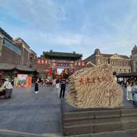 🚶‍♀️🚶‍♂️A slow stroll through Tianjin !