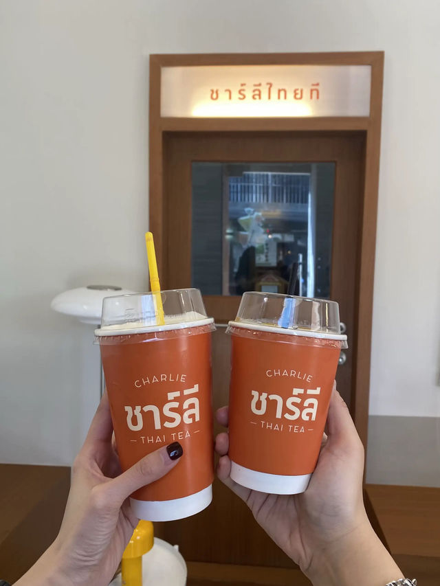 ชาร์ลี ชาไทย ย่านนิมมาน จ.เชียงใหม่