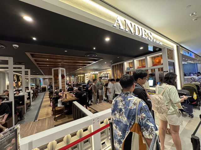🥩 Busy Night at ANDES by Astons (IMM) – Good Food, But Some Tech & Timing Hiccups
