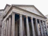 ⛪ Awe-Struck at the Pantheon – A Timeless Wonder in Rome