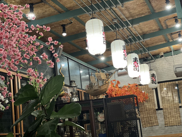 @Sushi Bar & Cafè บ่อวิน ศรีราชา ชลบุรี