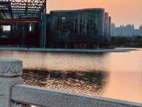 A Peaceful Escape with Echoes of a Global Event
