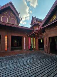 วัดจอมสวรรค์เป็นวัดเก่าแก่และสำคัญของจังหวัดแพร่