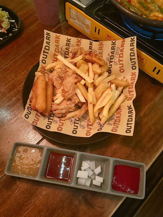 炸雞、Kimbap都有得食 炸雞、Kimbap都有得食