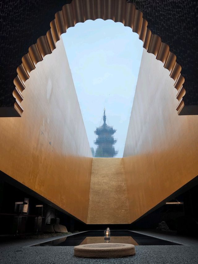 cafe ที่สวยงาม ใกล้ วัด Longhua