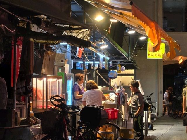 長洲入夜後🌌人潮散後，先懂島上的安逸浪漫🌃
