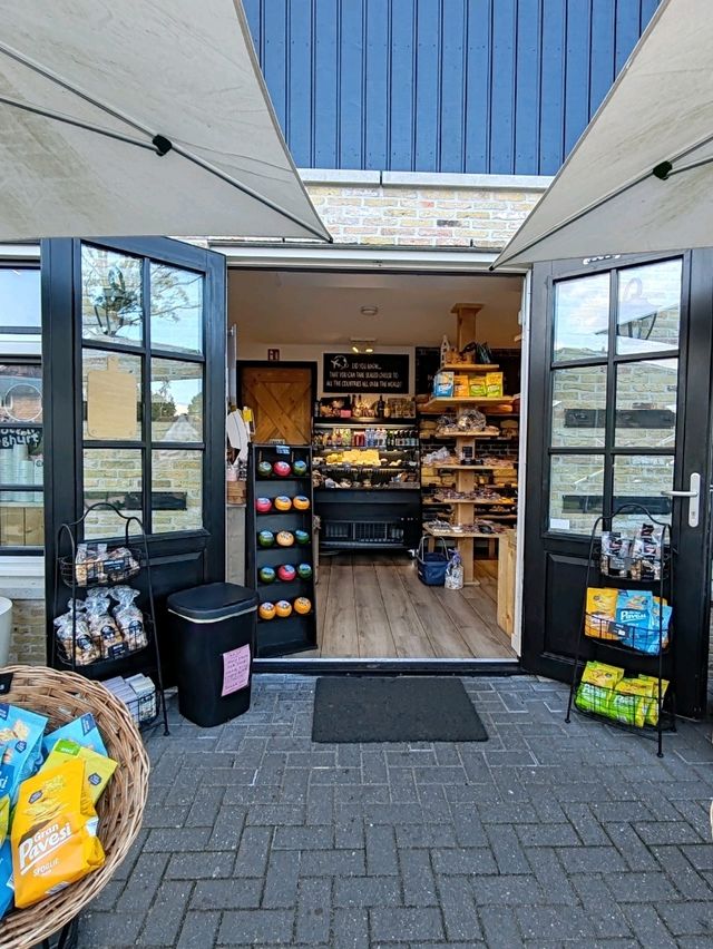 A Delicious Journey in Giethoorn