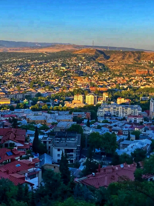 🌄 Mtatsminda Pantheon – Resting Place of Georgia’s Great Minds