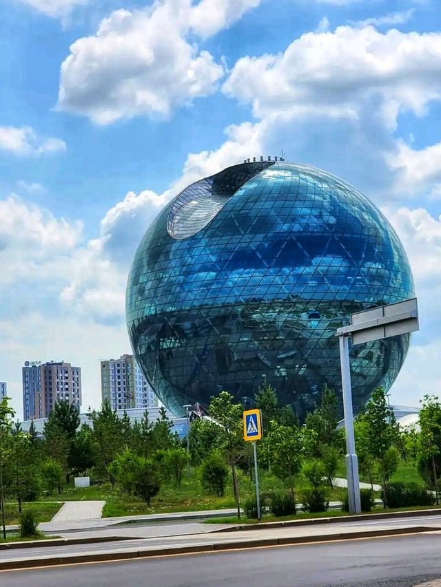 🌟 “Bayterek Tower – The Iconic Heart of Kazakhstan’s Capital”