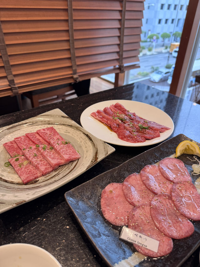 🌺 沖繩三天兩夜|暖陽、美食與海風的療癒旅程 🌺 沖繩三天兩夜|暖陽、美食與海風的療癒旅程
