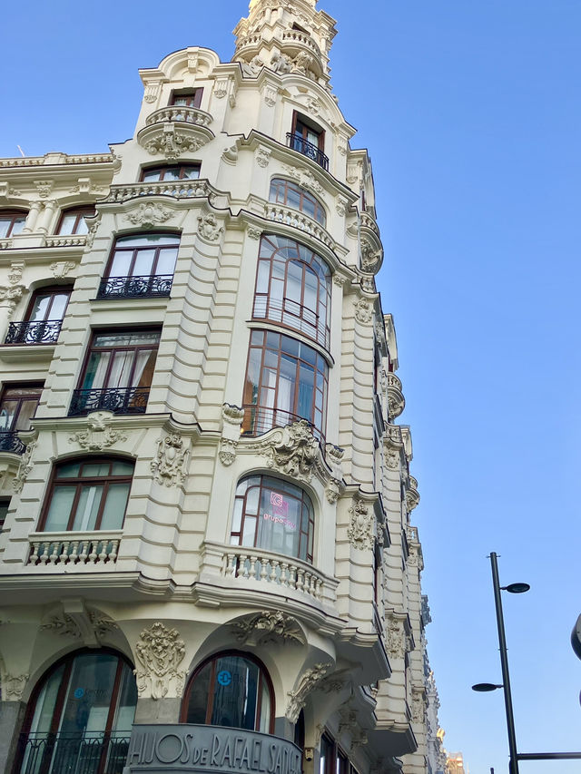 マドリードの中心🇪🇸スペイン旅 マドリードの中心🇪🇸スペイン旅