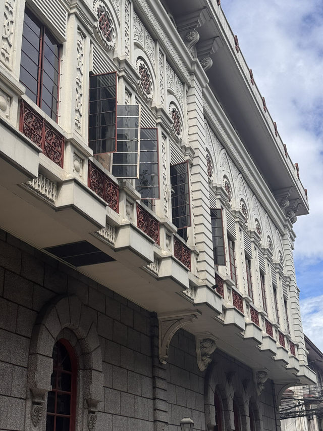 Want An Instagrammable Spot in Manila? I Know Where to Go 😉