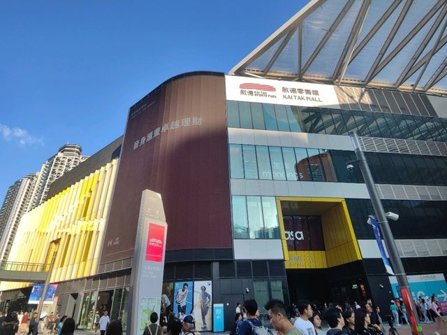 現代建築遇上海岸風光😎